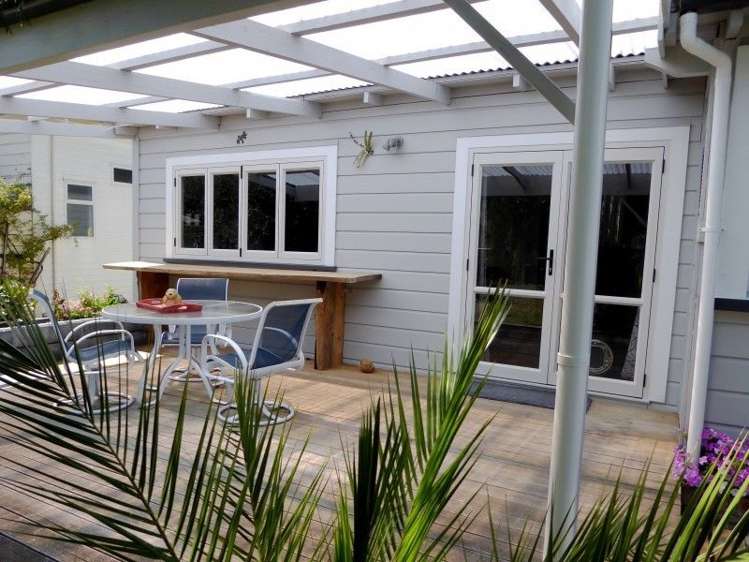 37 Latham Street Napier South_14