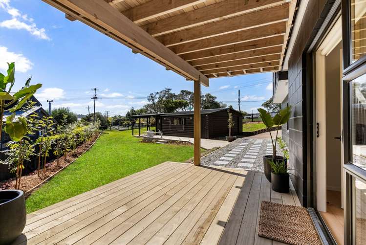 1 Tauhinu Road Greenhithe_19