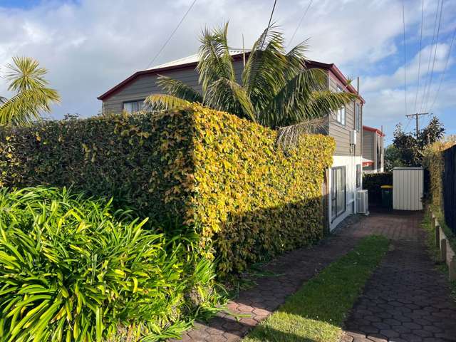 1/14 Aramoana Avenue Devonport_1