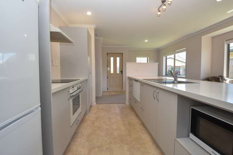 41/55 Armstrong Avenue Carterton_5