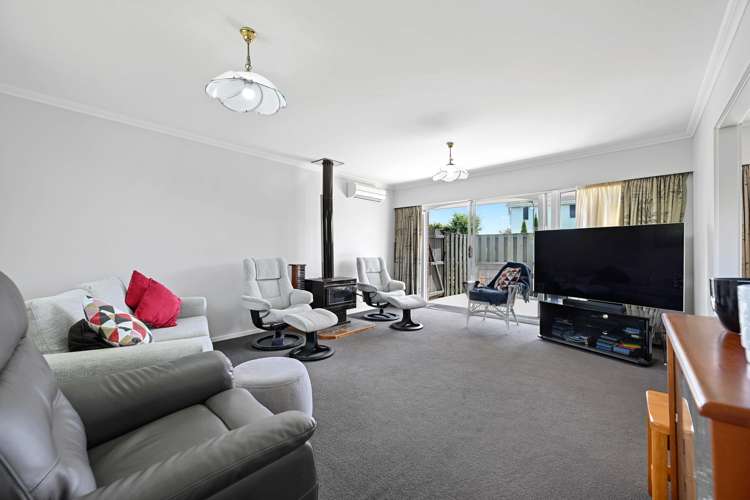 18 Bernard Street Chedworth_10