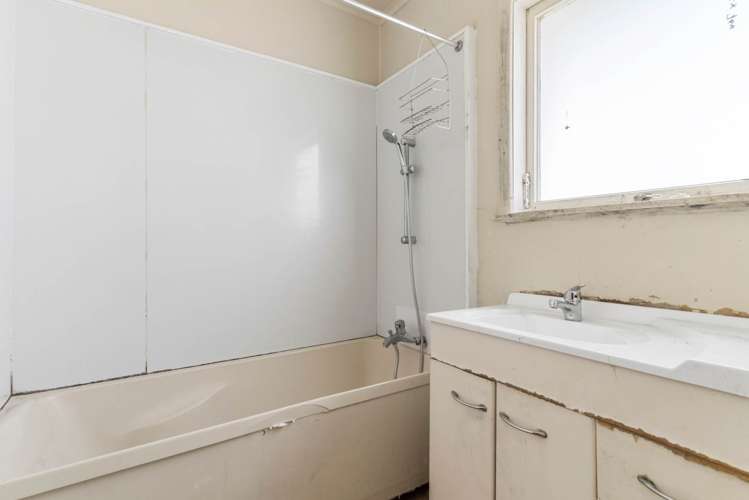 12 Cross Street Papakura_11