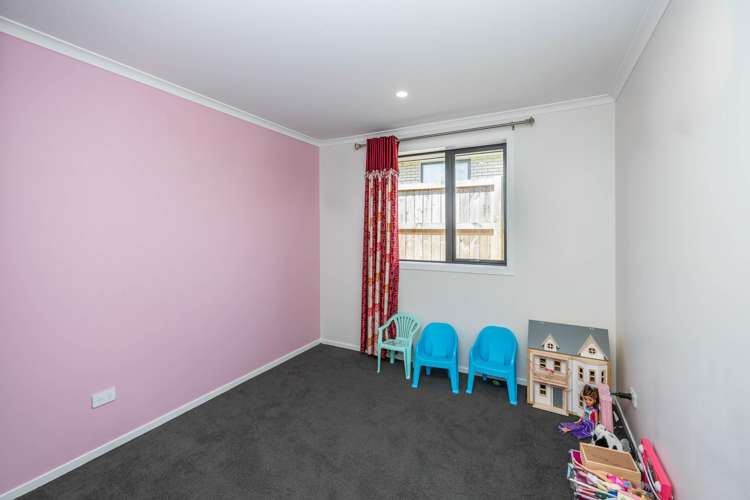 7 Heke Lane Glenview_16