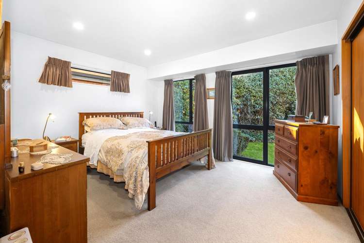 65a Cutts Road Russley_11