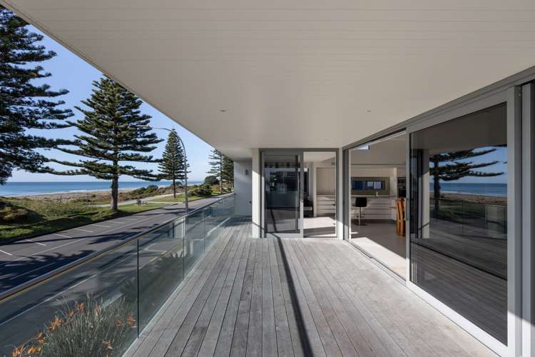 81 Marine Parade Mount Maunganui_11