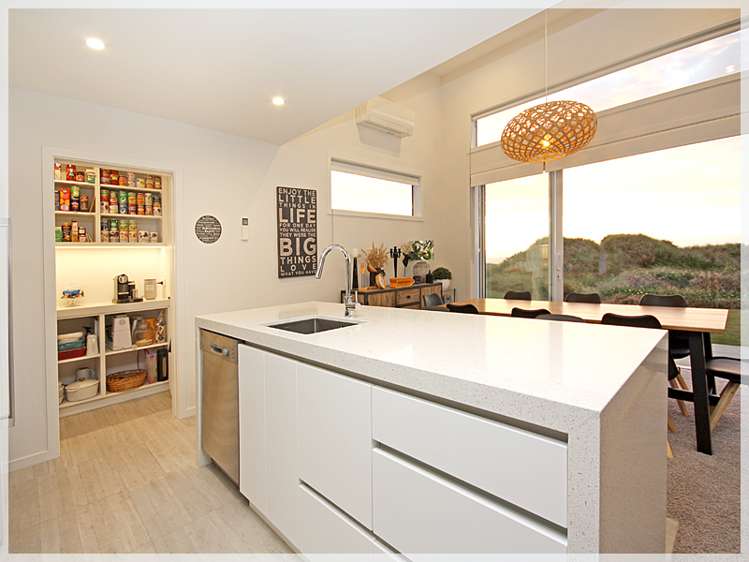 6a Marine Parade South Foxton Beach_7