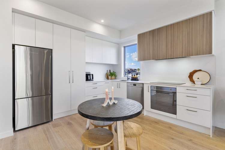 2/28 Nevill Road Hobsonville_8
