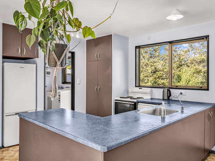 250 Woodside Road_5
