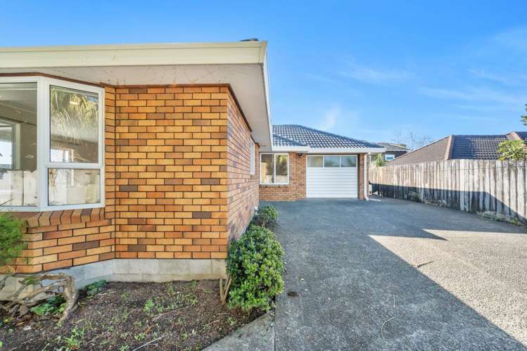 3/7 Frost Road Mt Roskill_15