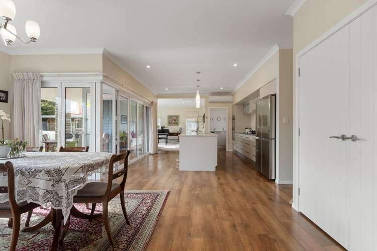 2 Dixon Street Carterton_6