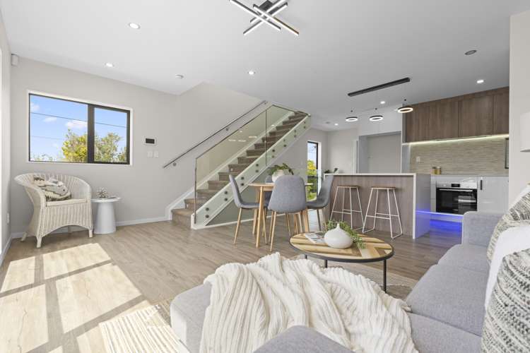 1/18 Hutchinsons Road_0
