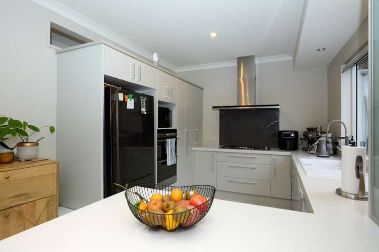 17 Tihi Street Stonefields_4