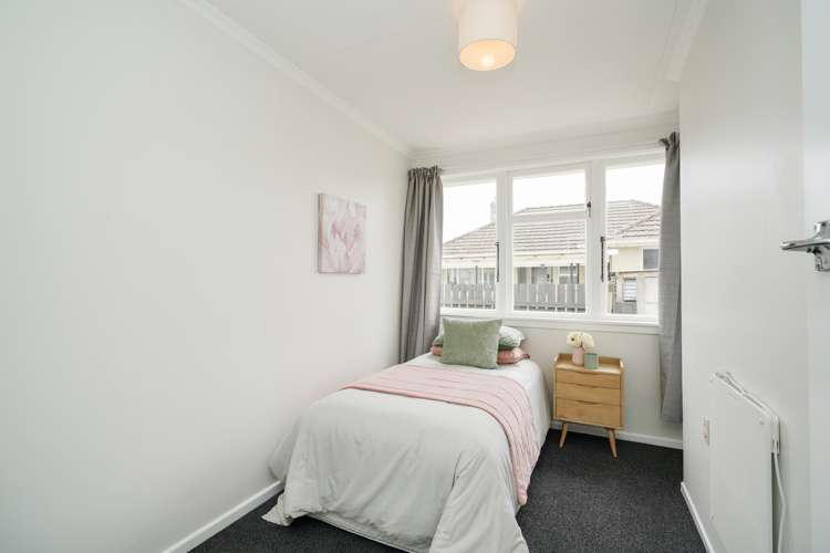 90 Saturn Street Strathern_10