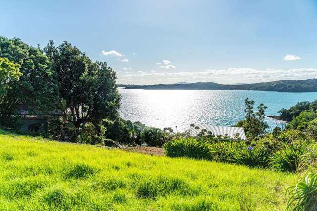 61 Kennedy Point Road Surfdale_1