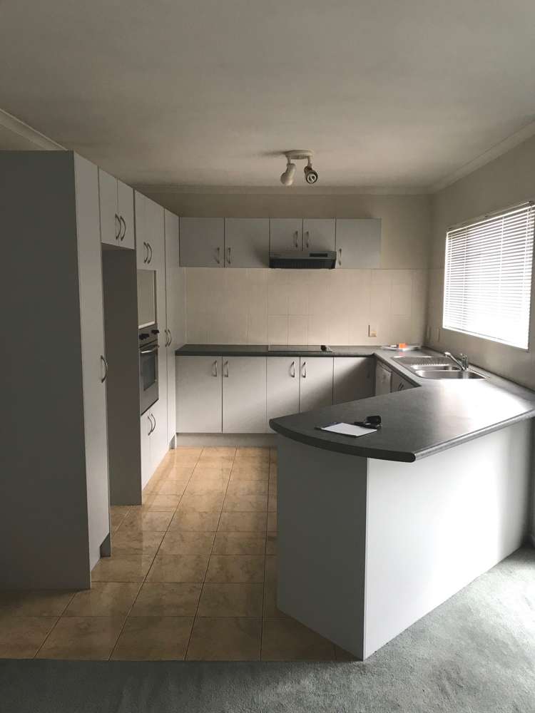 6 Fleetwood Drive Henderson_4