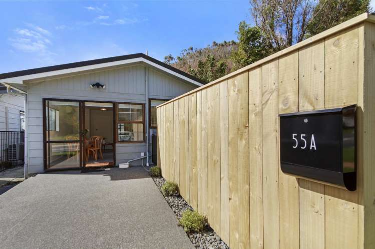 55A Collins Avenue Tawa_18