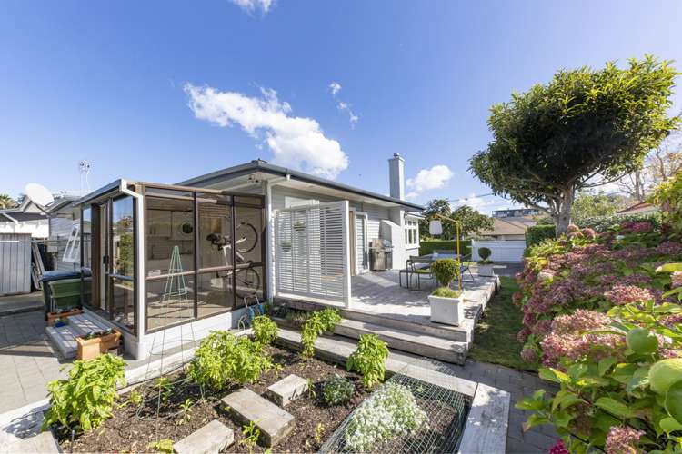 20 Queensway Three Kings_4