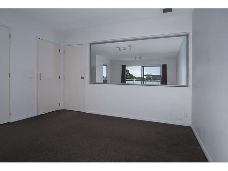 2e/86a Rockfield Road Penrose_7