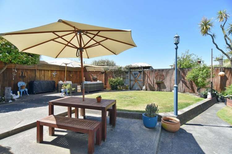 106 Dunns Avenue The Pines Beach_21