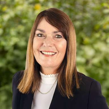 Maureen Crowe