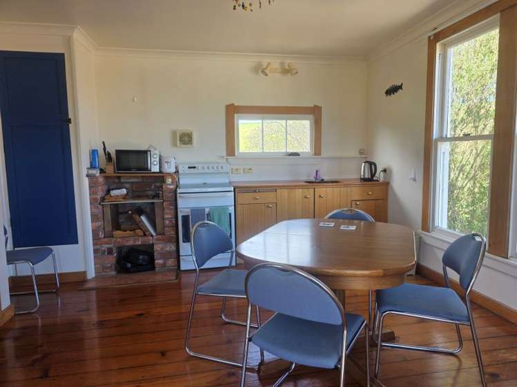 86 Lake Ferry Road_2