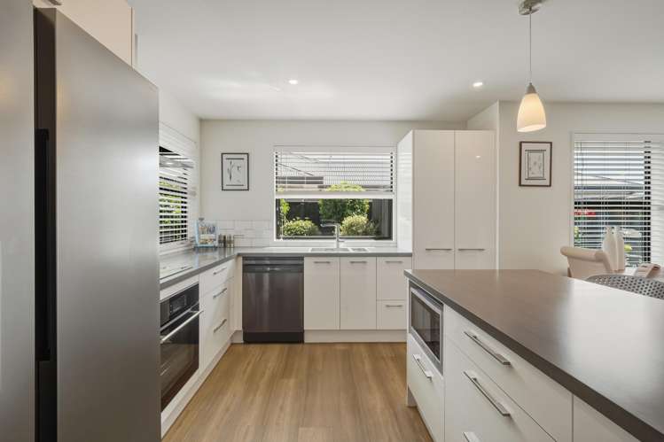 30 Shrimpton Avenue_1