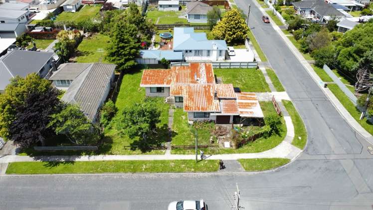 43 Dover Road Wainuiomata_6