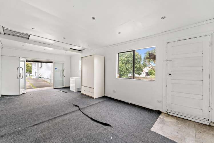 2 Portman Road Mount Wellington_13
