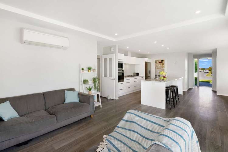 77 Hungerford Drive Rolleston_11