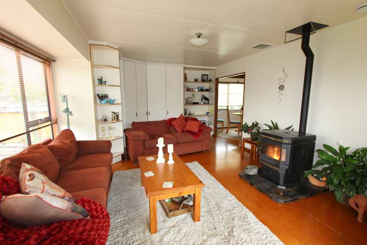 8 Melton Place Tokoroa_7