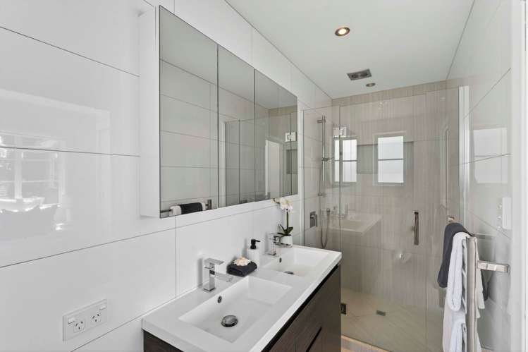 8 Robley Crescent Glendowie_13