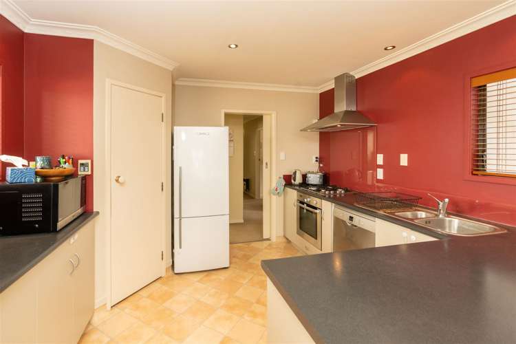 528 Grey Street Hamilton East_7