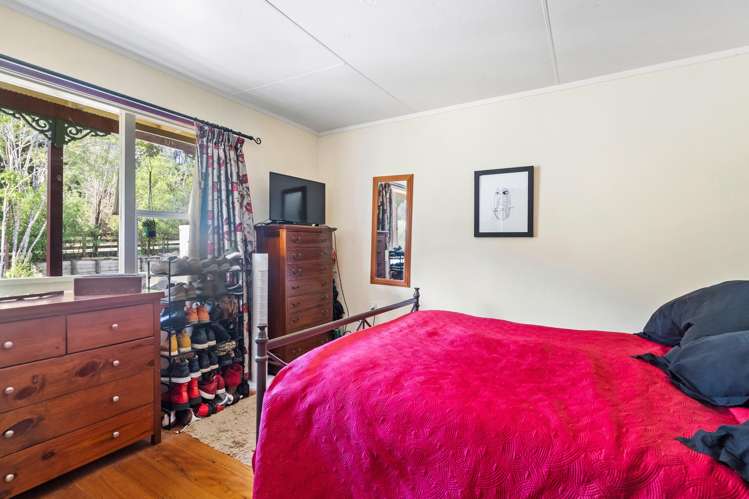 51 Sterling Road Paparoa_18