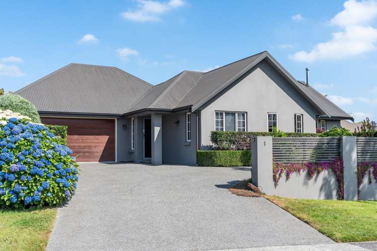 1 Westbury Mews Huntington_1