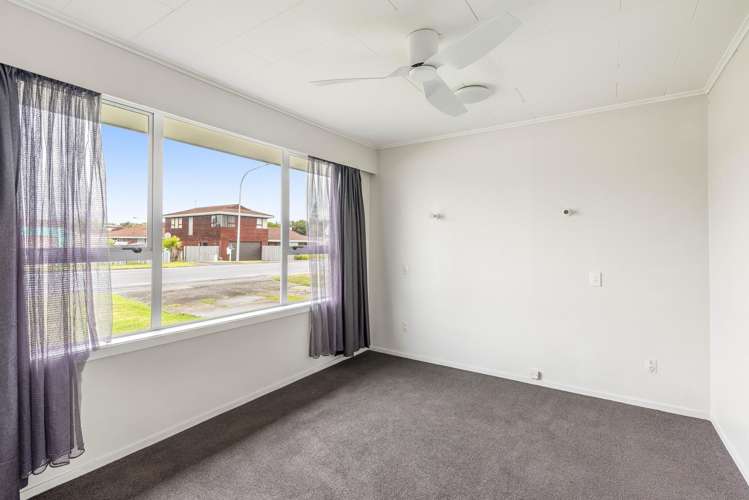 75a Ocean Road Paraparaumu Beach_6
