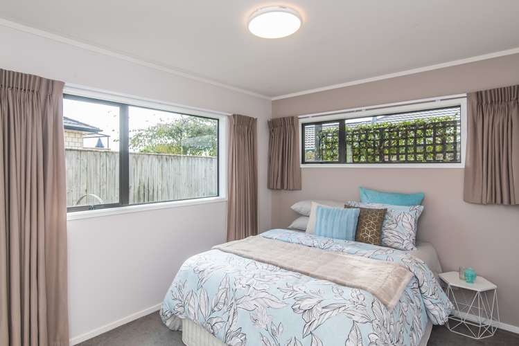 79 The Drive Paraparaumu Beach_11
