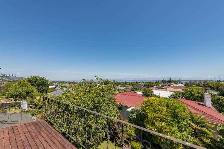 200 The Ridgeway Stoke_14