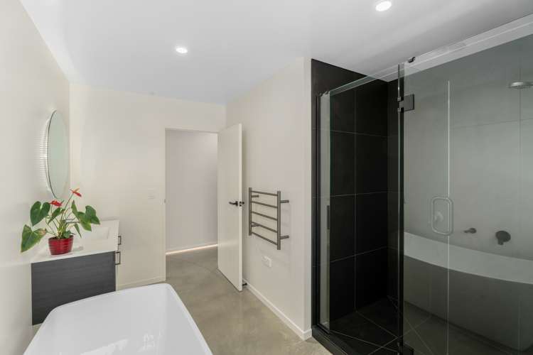 5 Tahi Street Albert Town_18