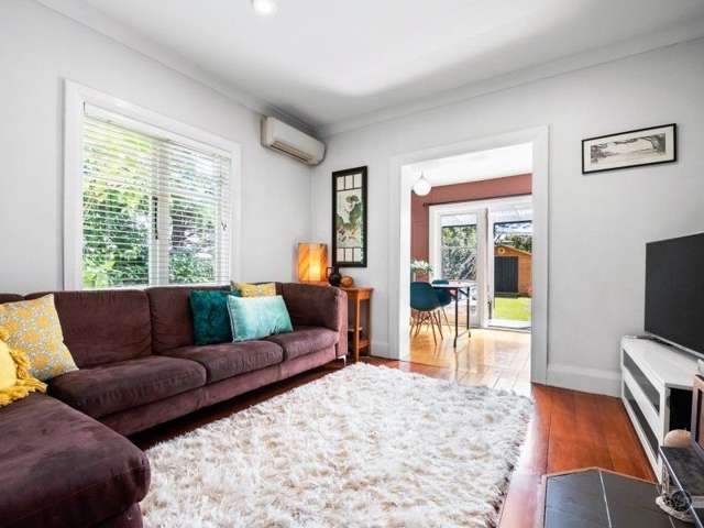 14 Bristol Square Central Hutt_3