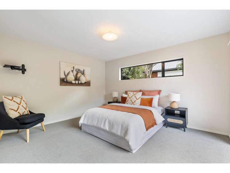 17 Sutton Place Dallington_13