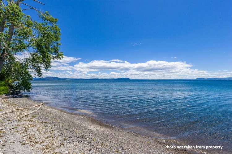 10/225 State Highway 1 Lake Taupo (East)_10