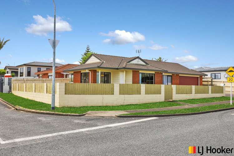 1/1 Senecio Place Manurewa_11