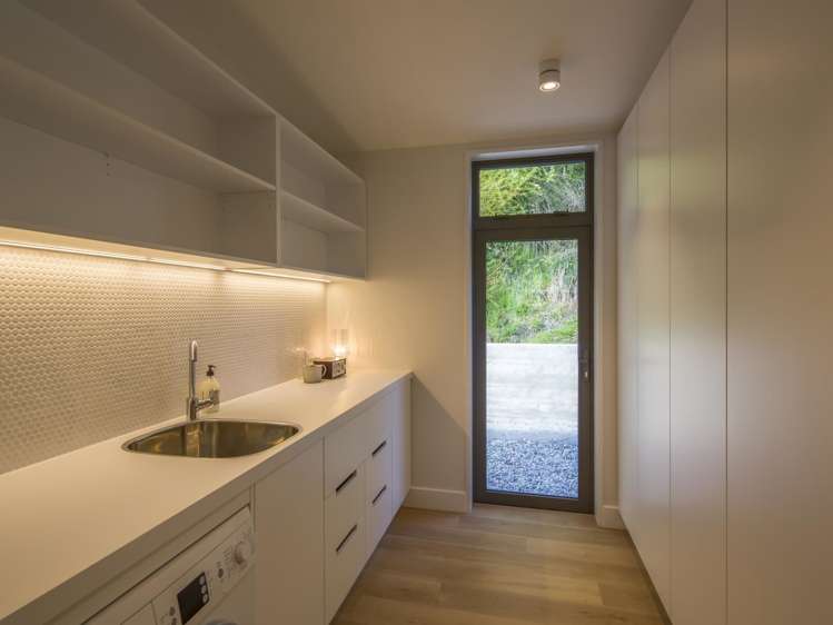 340 Tucker Beach Road Queenstown Hill_15