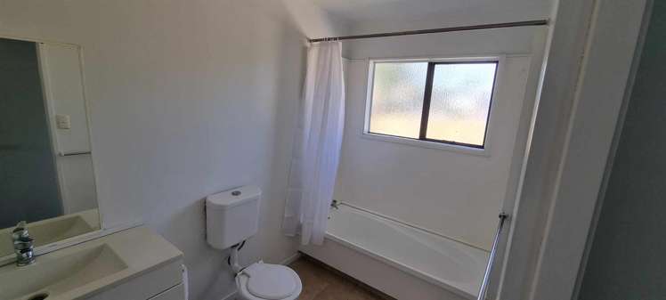 23 Sunrise Avenue Owhata_8