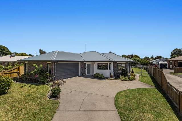 21 Edgewater Grove Whakatane_1