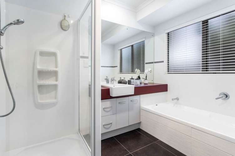 11 Aberdeen Crescent Wattle Downs_15