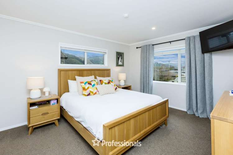 2 Chalfont Road Silverstream_14