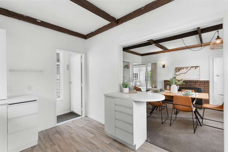 388 Ilam Road Bryndwr_8