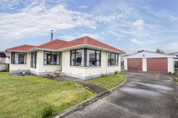 4 Kathleen Crescent Hornby_15