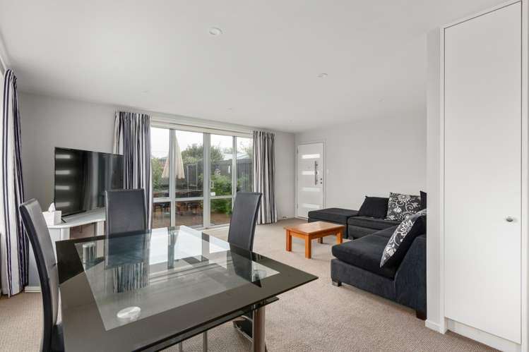 2/18 School Road Halswell_3